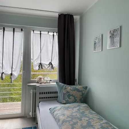 Sweethome - Eingezaeunter Garten - 3 Hunde Willkommen - Ruhige Sackgasse Semesterbostad *