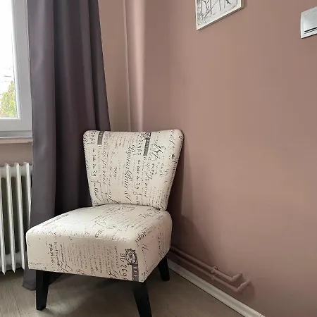 Sweethome - Eingezaeunter Garten - 3 Hunde Willkommen - Ruhige Sackgasse *