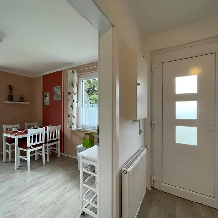 Sweethome - Eingezaeunter Garten - 3 Hunde Willkommen - Ruhige Sackgasse Semesterbostad *